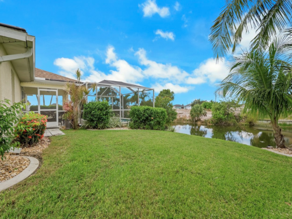 Waterfront Retreat in Northeast Cape Coral Three Bedroom with Private Pool